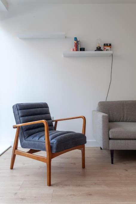 Appartement Chic & Spacious 2-bed 2-bath In Seven Sisters *